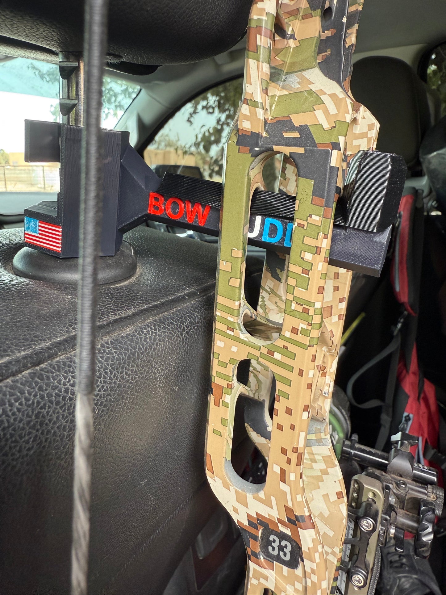 Twist-On Bow Buddy 3.0