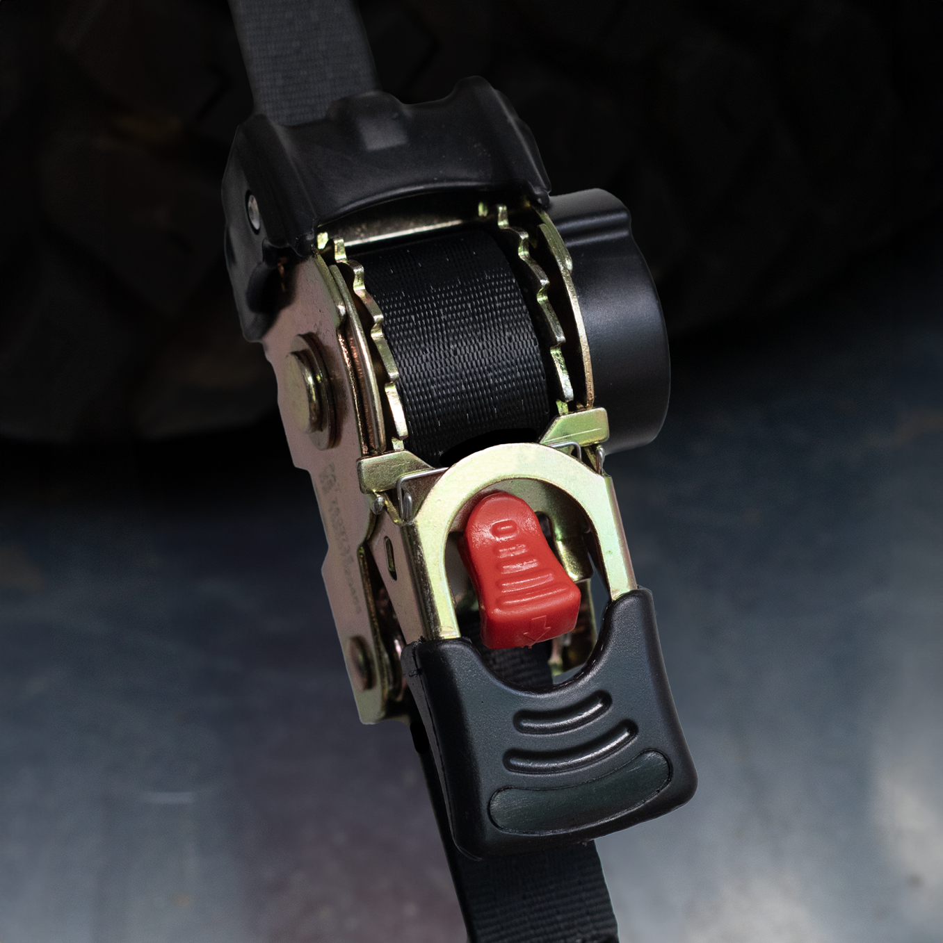 Retractable Ratchet Strap