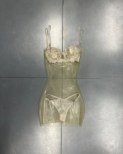 The Invisible Dress