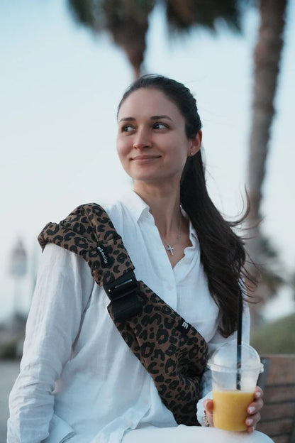 MomSwing Baby Carrier - Chic Leopard