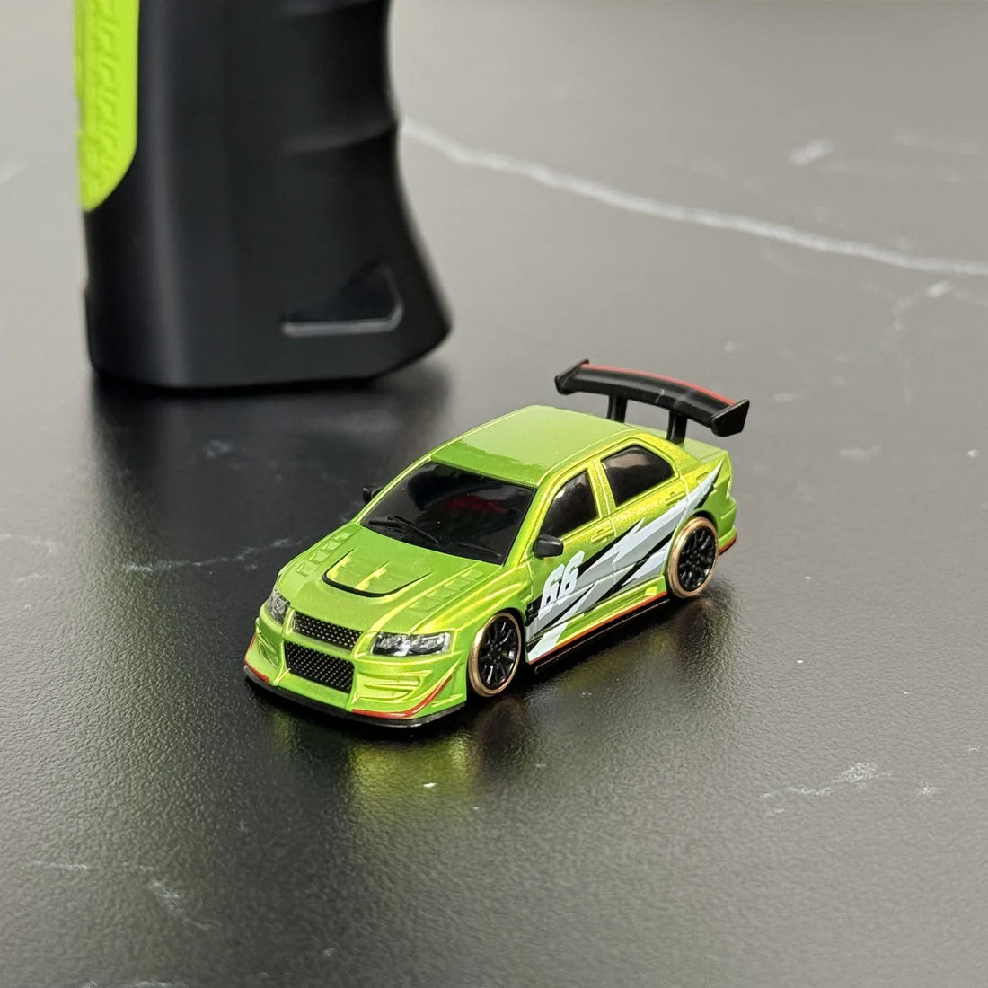V3 Pocket Sliders 1:76 drift car