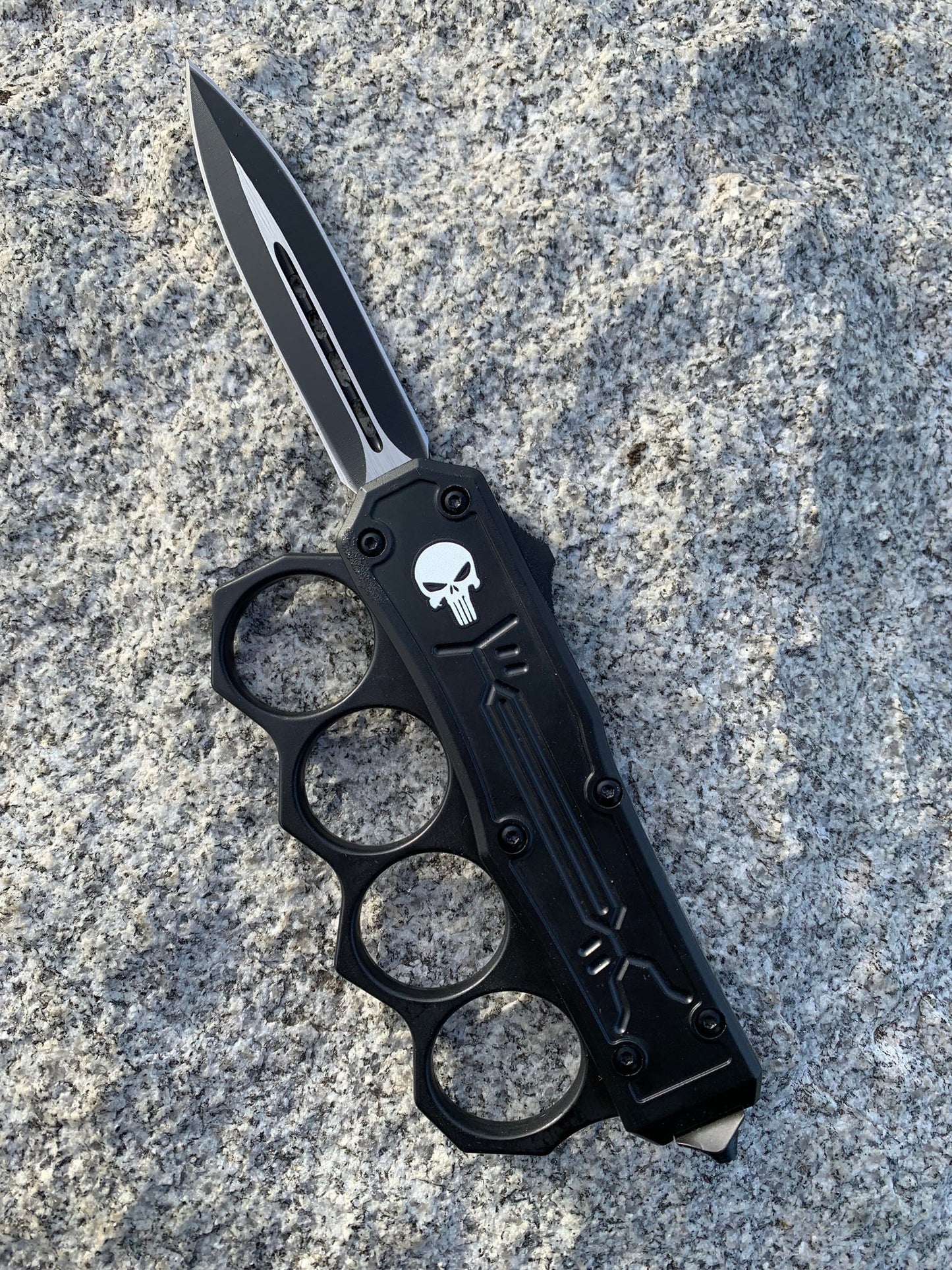 Knuckles OTF Knife