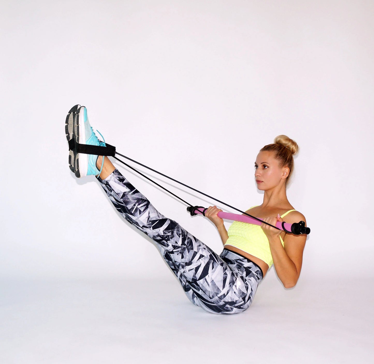 MULTI-FUNCTIONAL PILATES BAR
