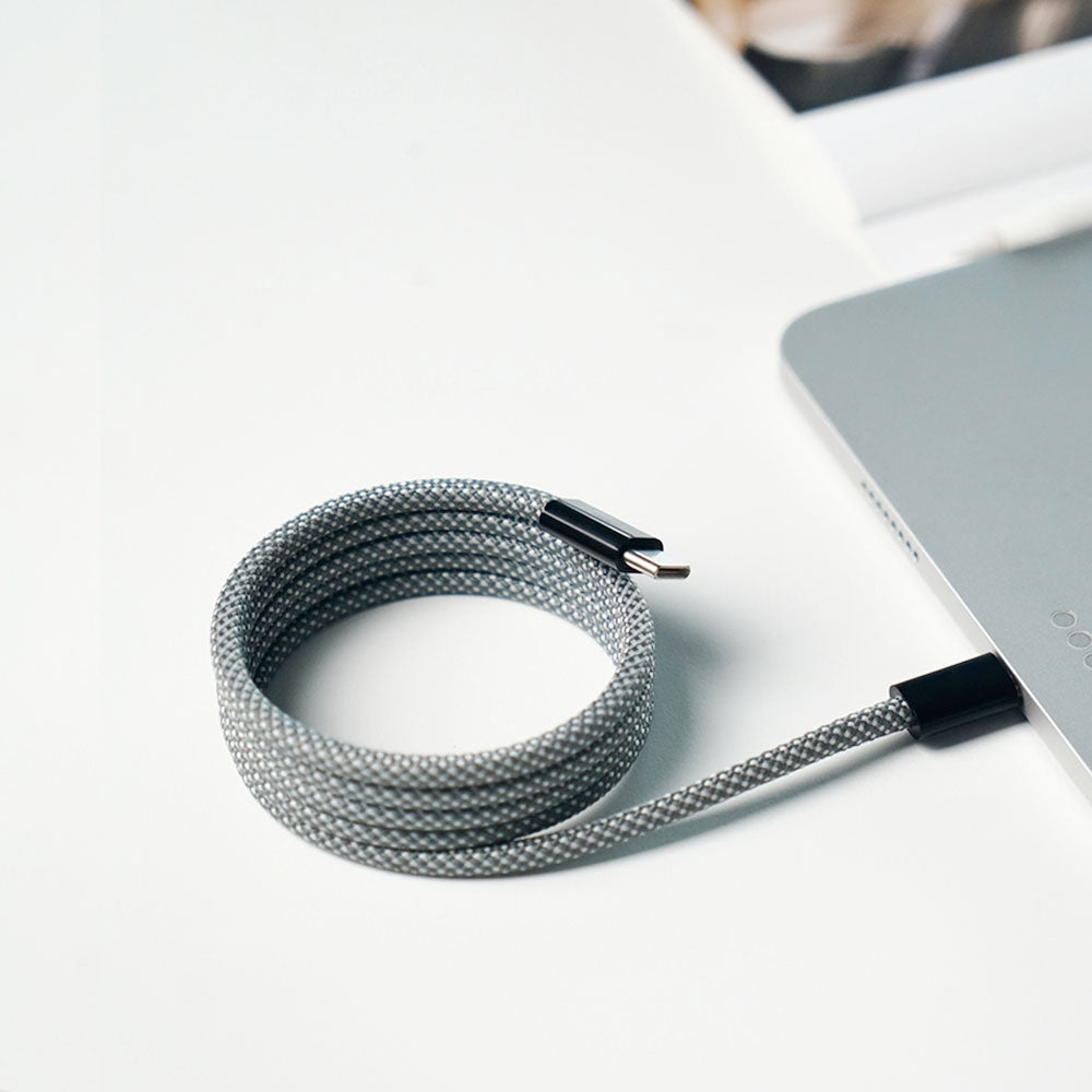 Magnetic Organized Cable