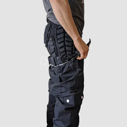 SNOWBOARD AND SKI IMPACT SHORTS