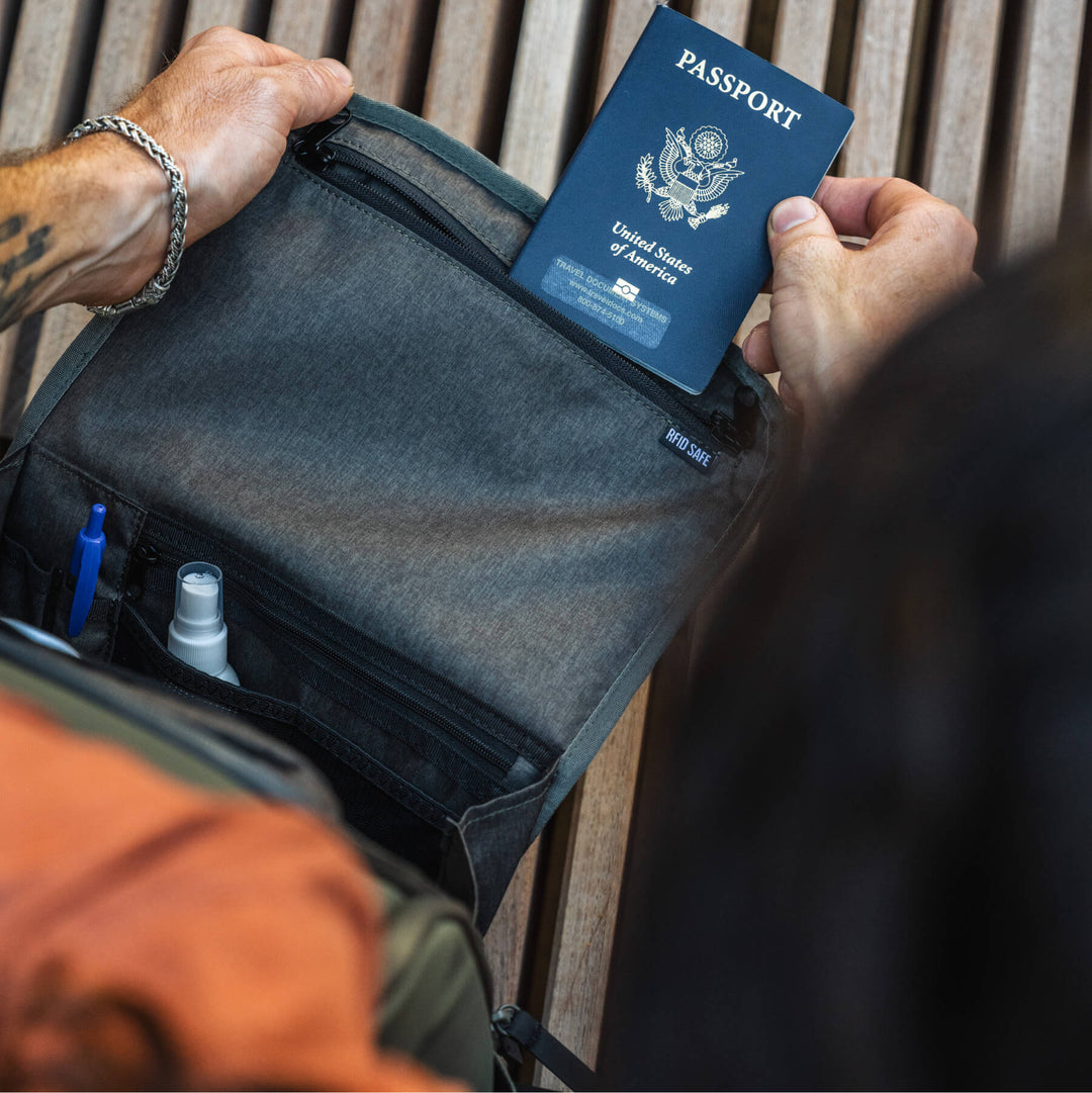 TRAVEL PACK
