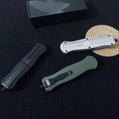 Outdoor knife portable zinc alloy tactical knife EDC folding self-defense knife