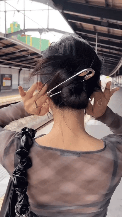 Mega Hold Safety Pin