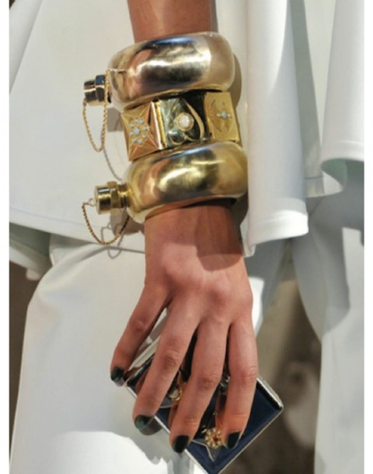 GOLD FLASK BANGLE