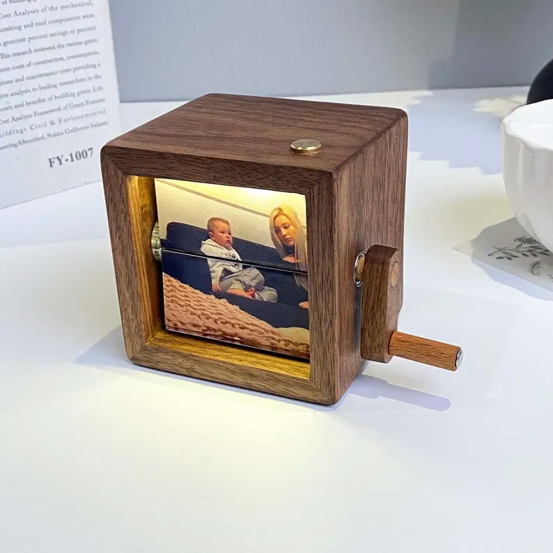 Custom Photo Flipbook Frame Animation Machine Mechanical Hand-cranked Flipbook Box Photo Album with Light Black Walnut Anniversary Gifts