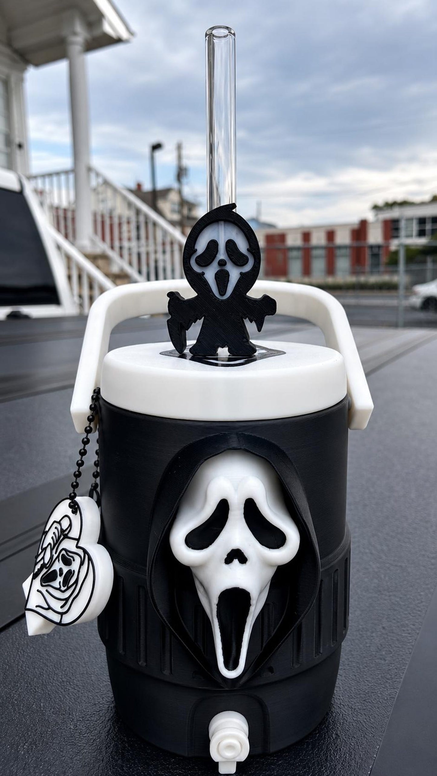 ScreamSip™ Horror Can Holder with Lid, Straw Topper & Can Opener
