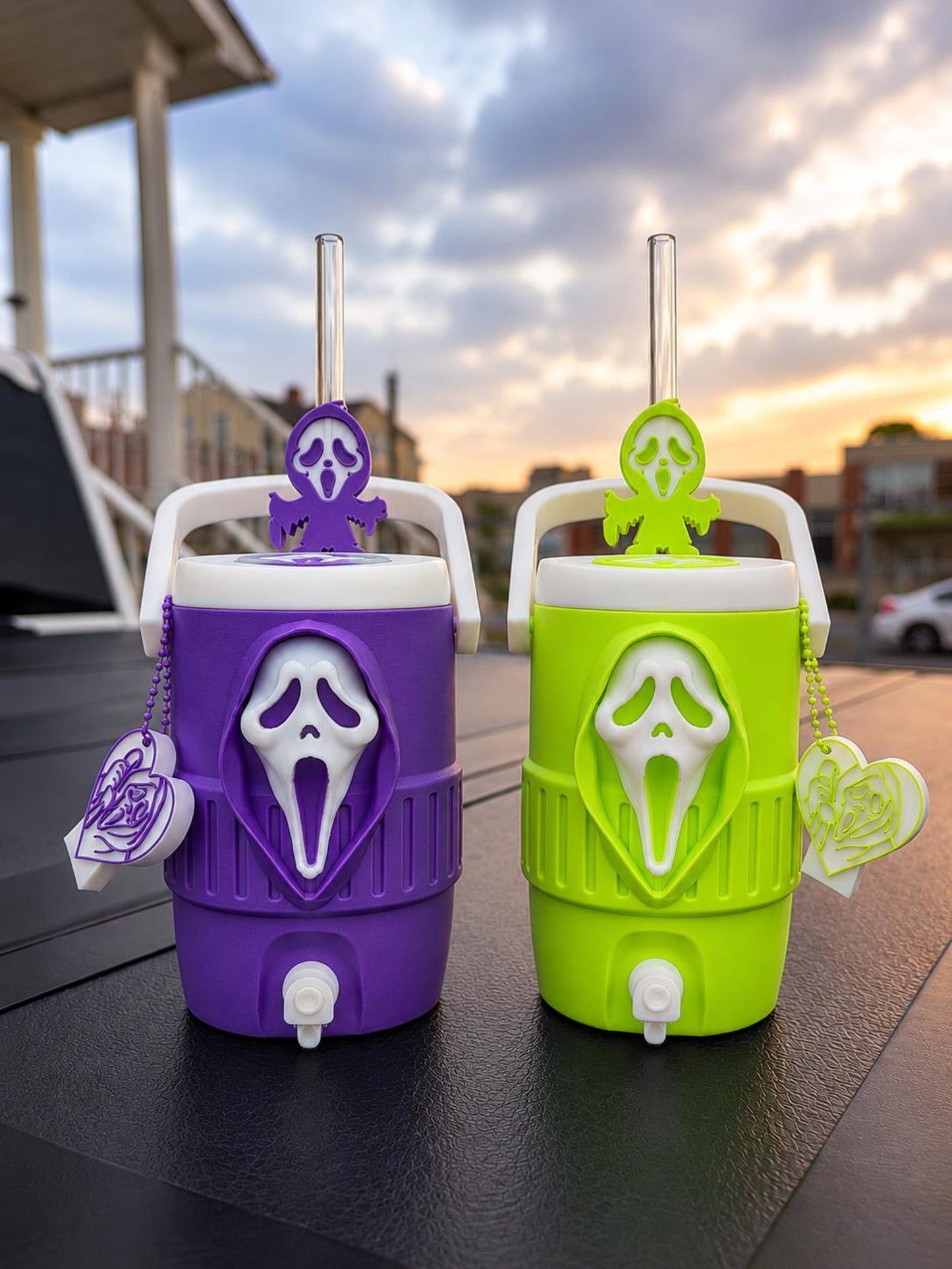 ScreamSip™ Horror Can Holder with Lid, Straw Topper & Can Opener