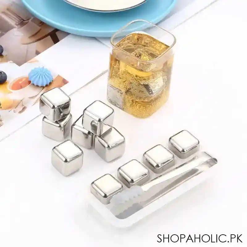 Set Of 8 Steel Ice Cubes With Clip